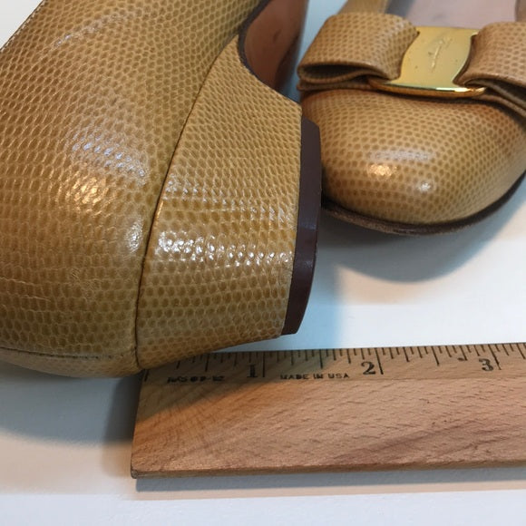 Salvatore Ferragamo Tan/Yellow Vera Pump Size 7.5