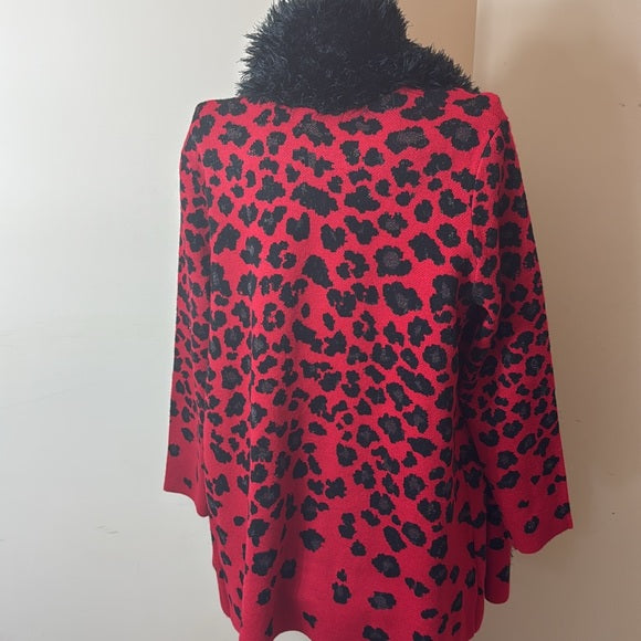 Love At First Find – Red Leopard Print Coat with Black Faux Fur Collar & Trim