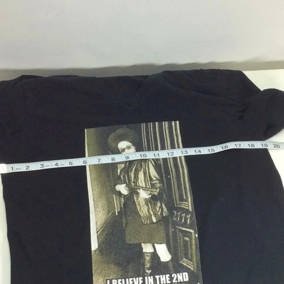 Angela Davis “I Believe In The 2nd Amendment Too, Sugah” Graphic Tee