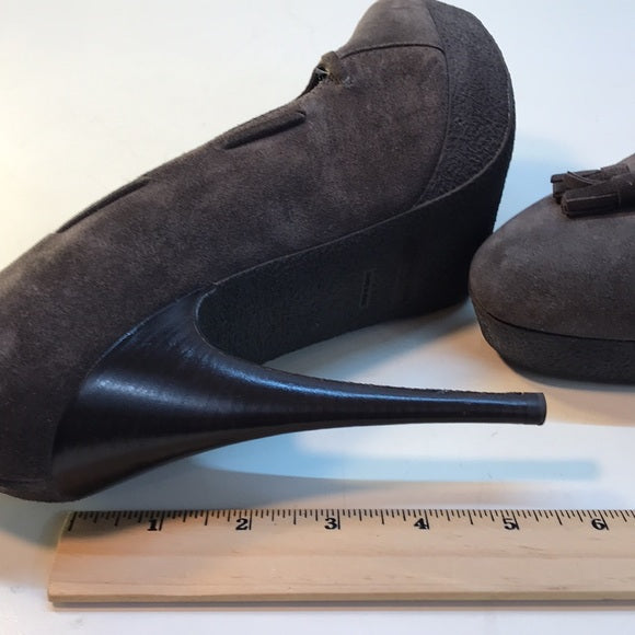 Yves Saint Laurent Gray Suede Heels Made in Italy Size 41 (US 10)