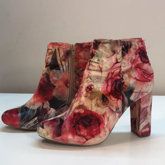 Liliana Red, Beige & Pink Tapestry Velour Booties Size 8