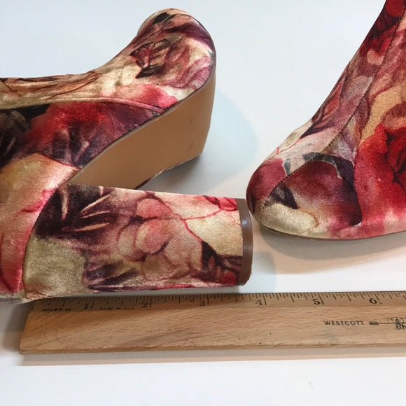 Liliana Red, Beige & Pink Tapestry Velour Booties Size 8