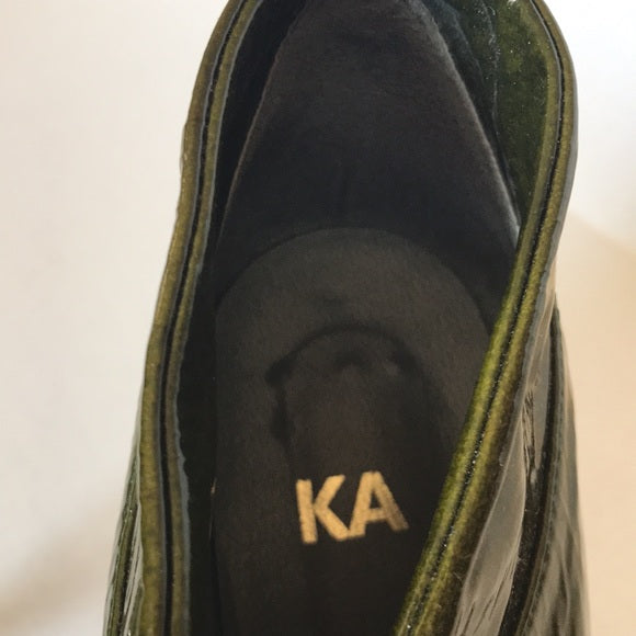 Mishka Vintage Army Green Leather Booties Size 8 in original box