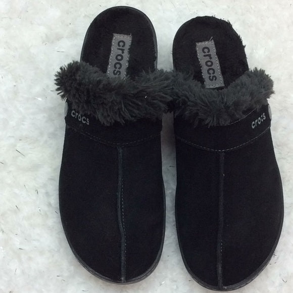 CROC Black & Gray Clogs with Fur Lining Size 7