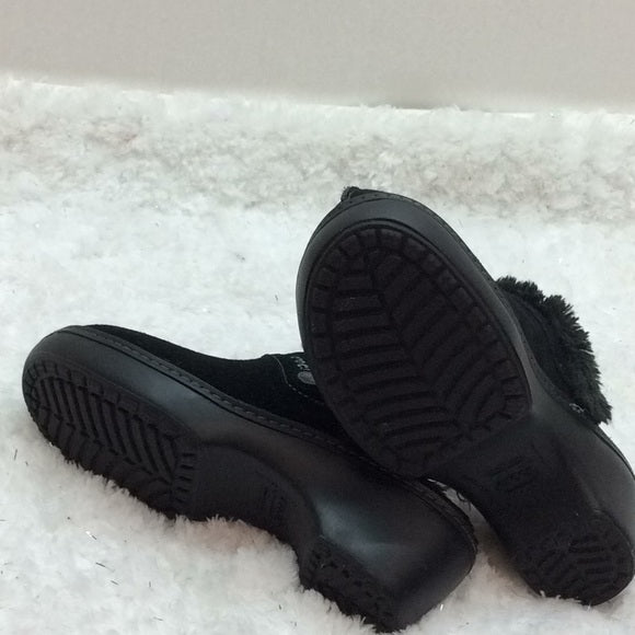 CROC Black & Gray Clogs with Fur Lining Size 7