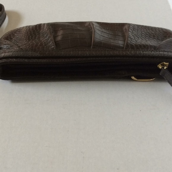 Ann Taylor LOFT Brown Leather Wristlet – Classic & Chic 🤎