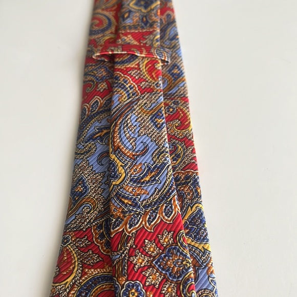 Bloomingdale's by Trafalgar Silk Paisley Tie