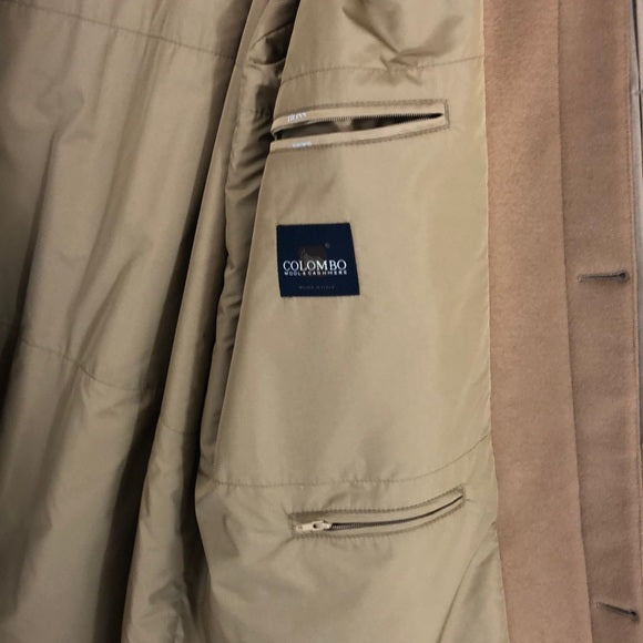 Hugo Boss Men’s Tan Virgin Wool & Cashmere Coat – Size 46R